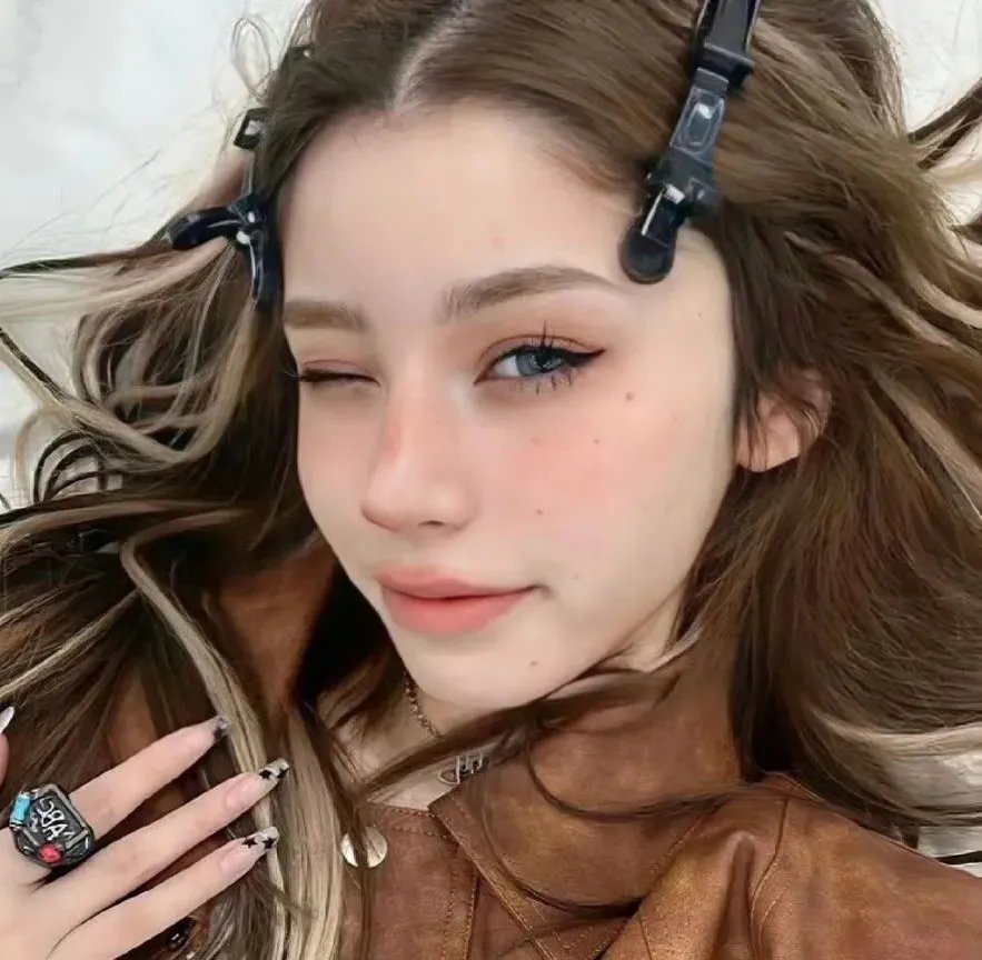 活着唱着